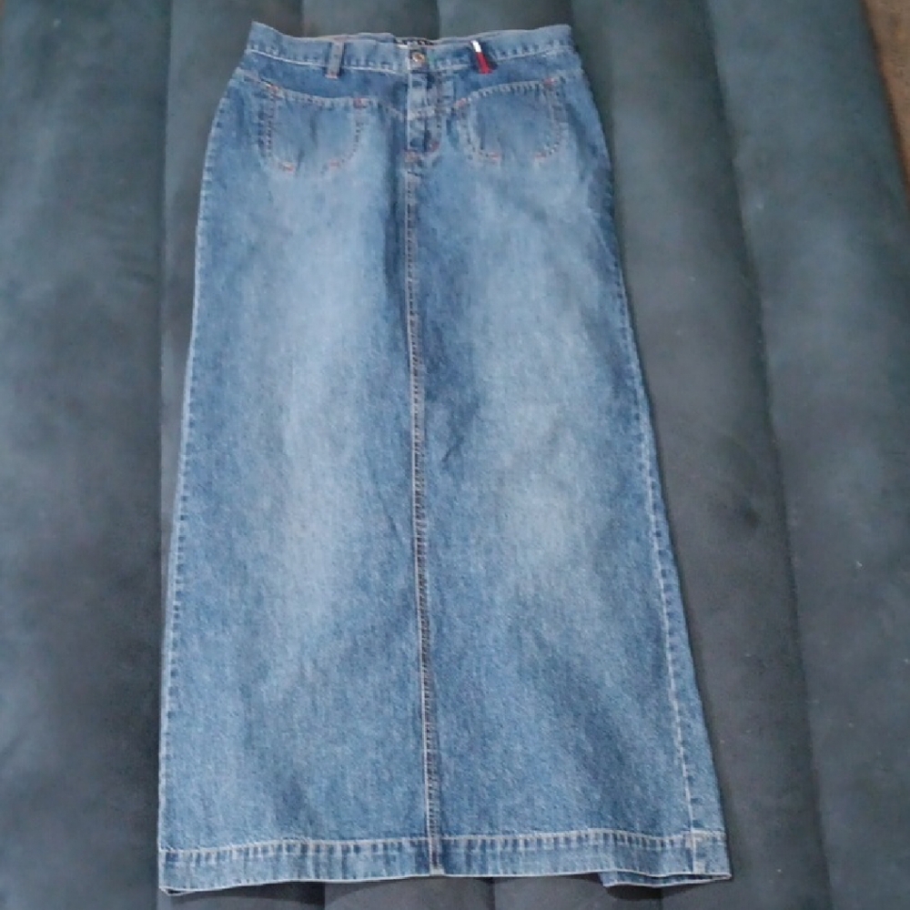 Vintage Tommy Hilfiger Maxi Skirt in Denim with Red & White Logo